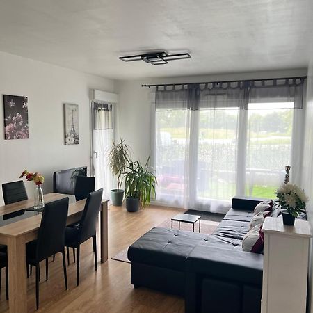 Appartement 5Min Gare Rer Disneyland Paris Val D'Europe La Vallee Village Parking Inclus Montévrain Exterior foto